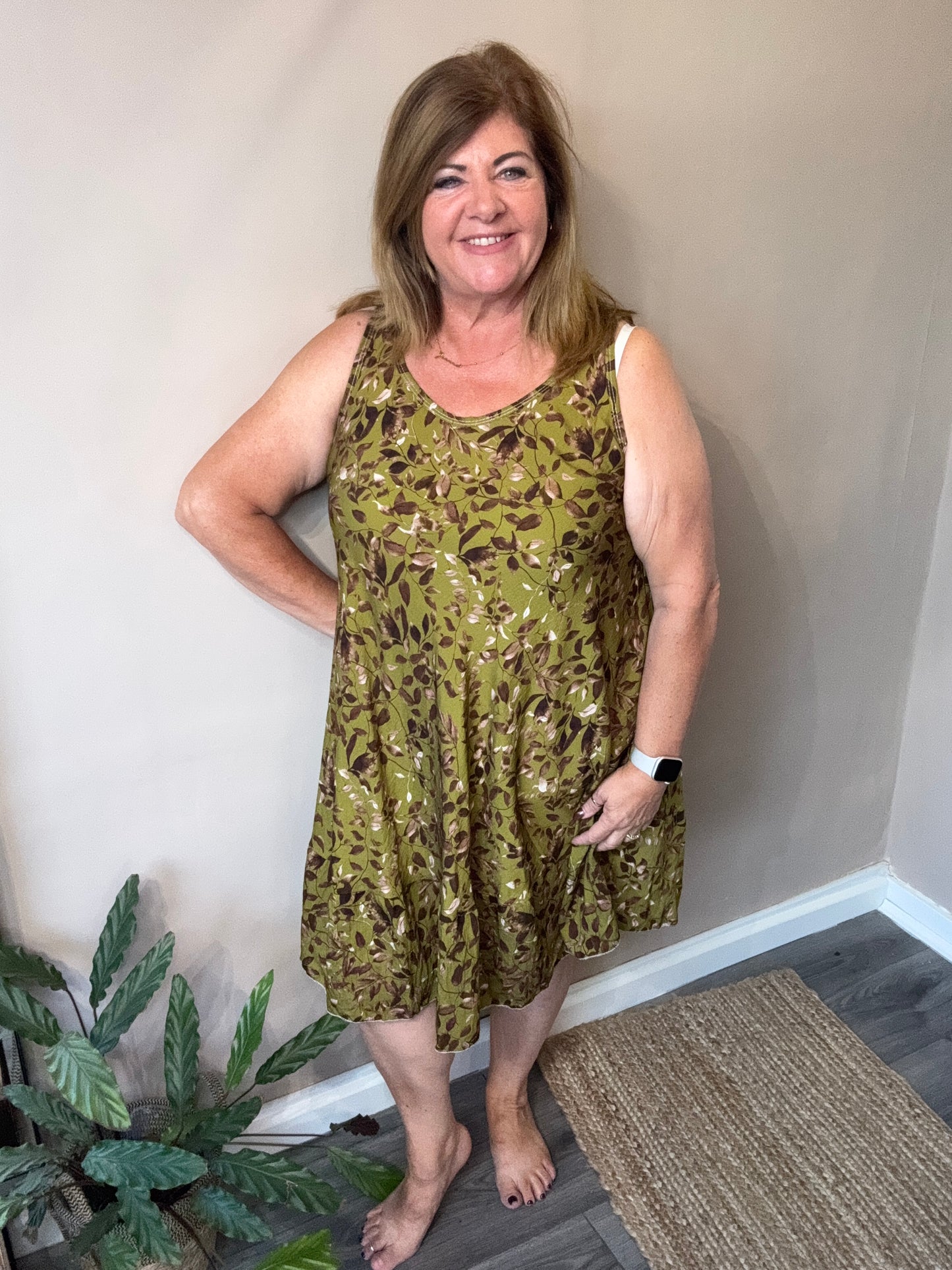 Libby sleeveless flared dress
