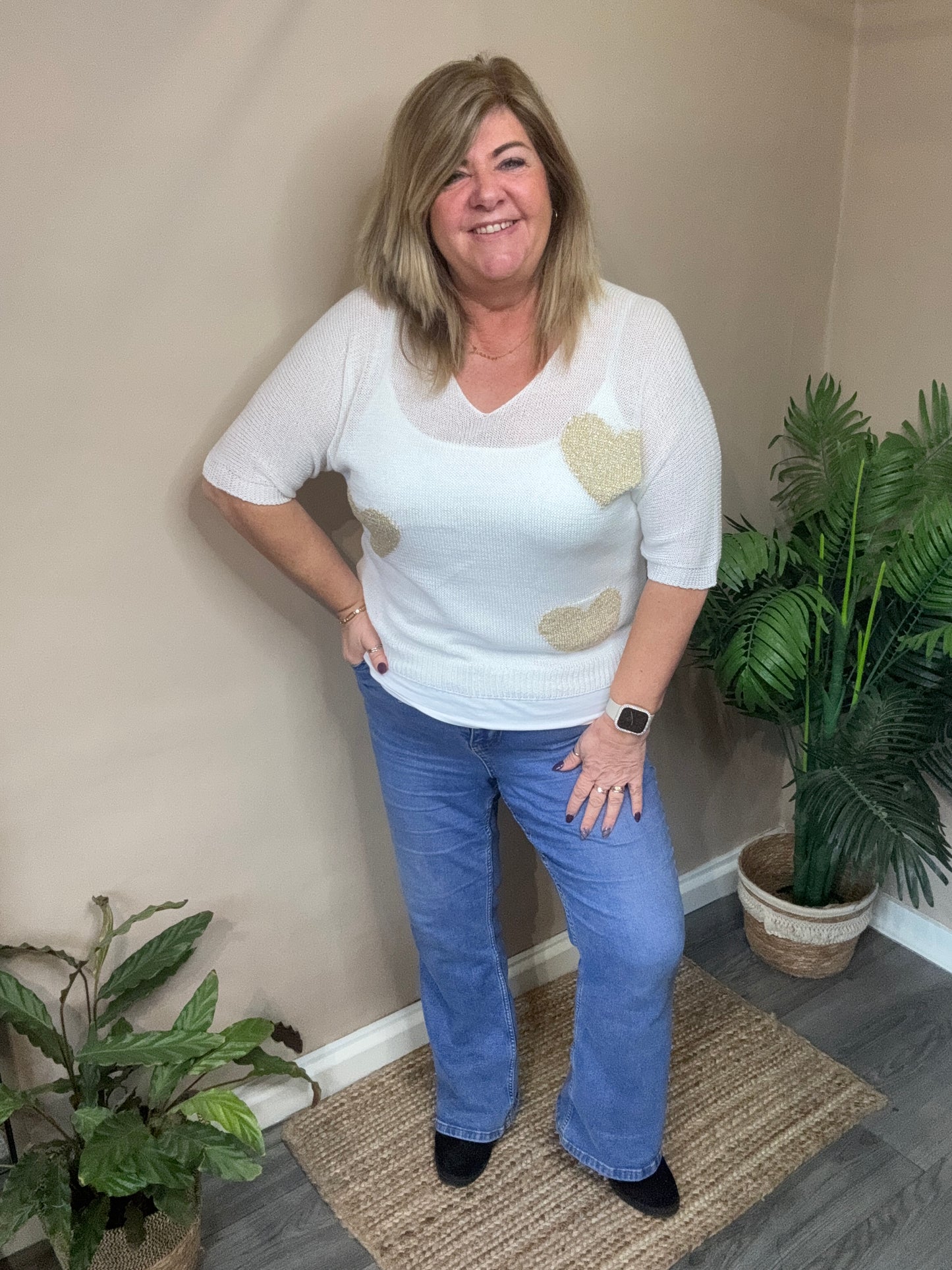 Lily loose knit heart top
