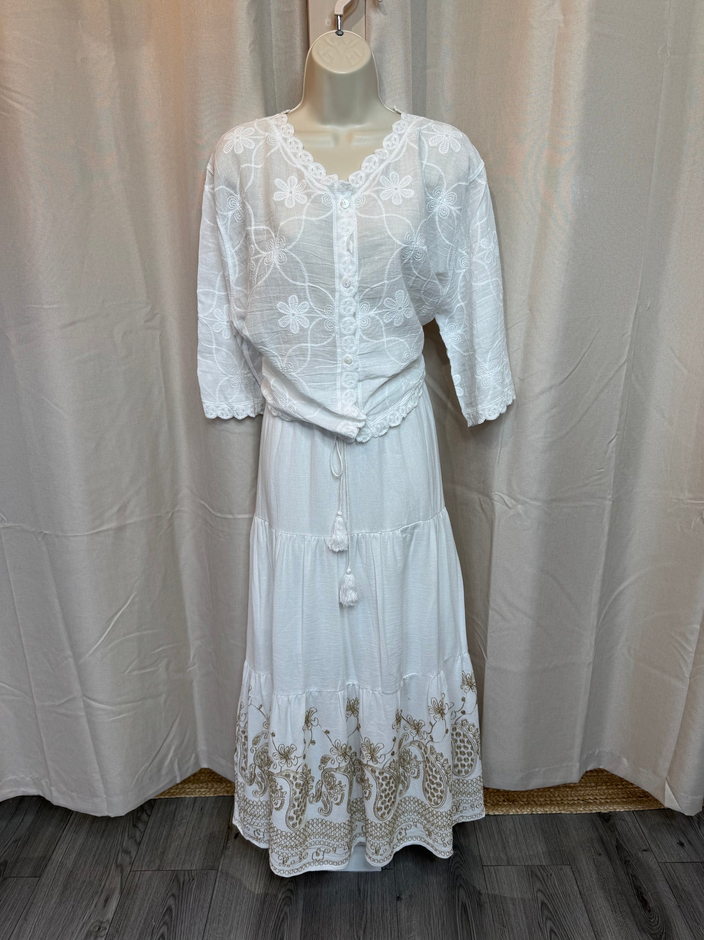 Claudia Embroidered gypsy skirt