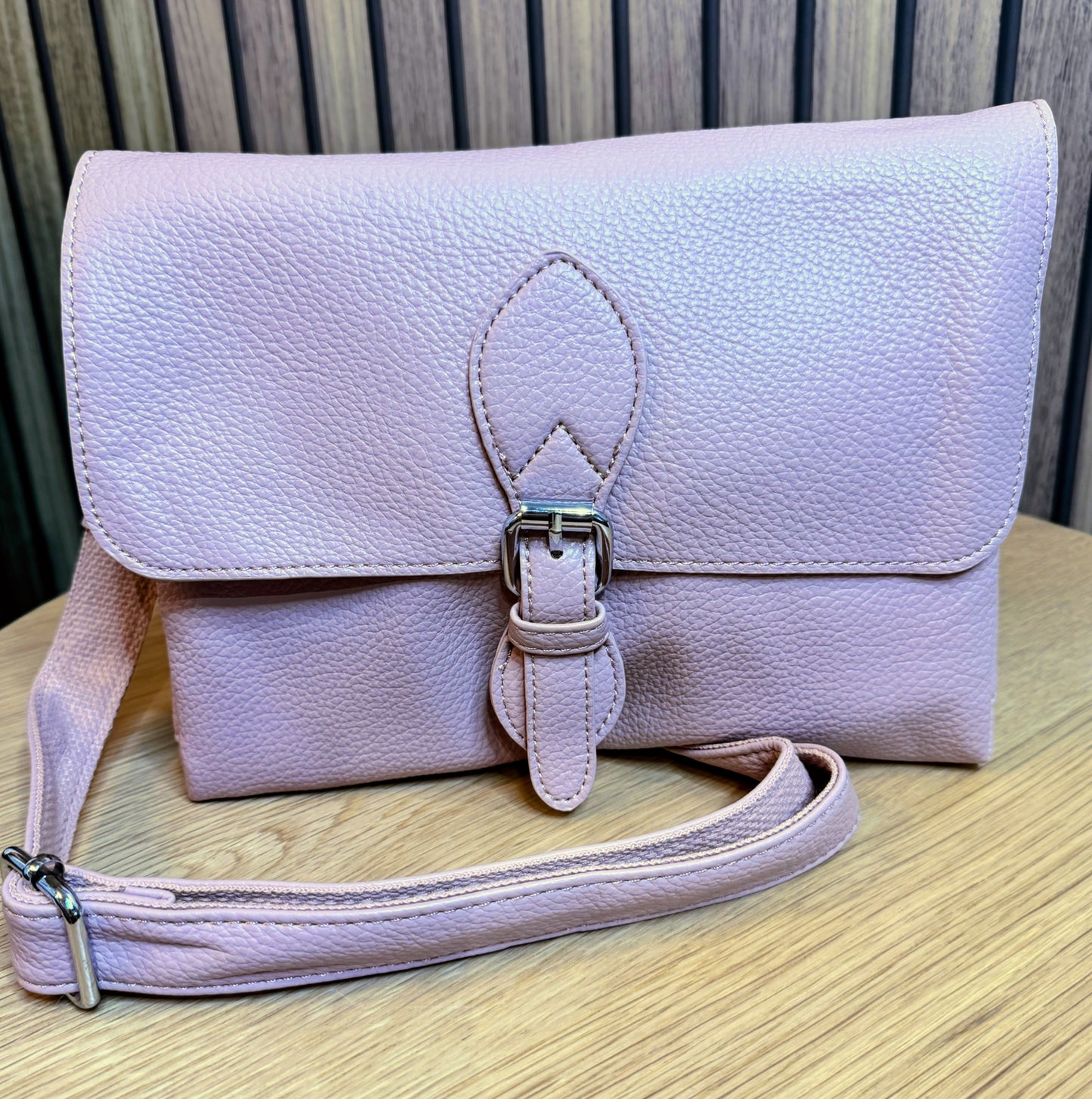 Mila Shoulder Bag