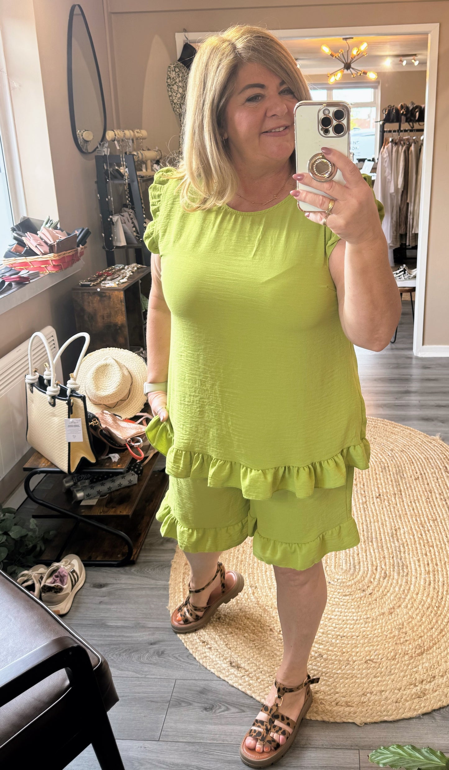 Candie Frill shorts set