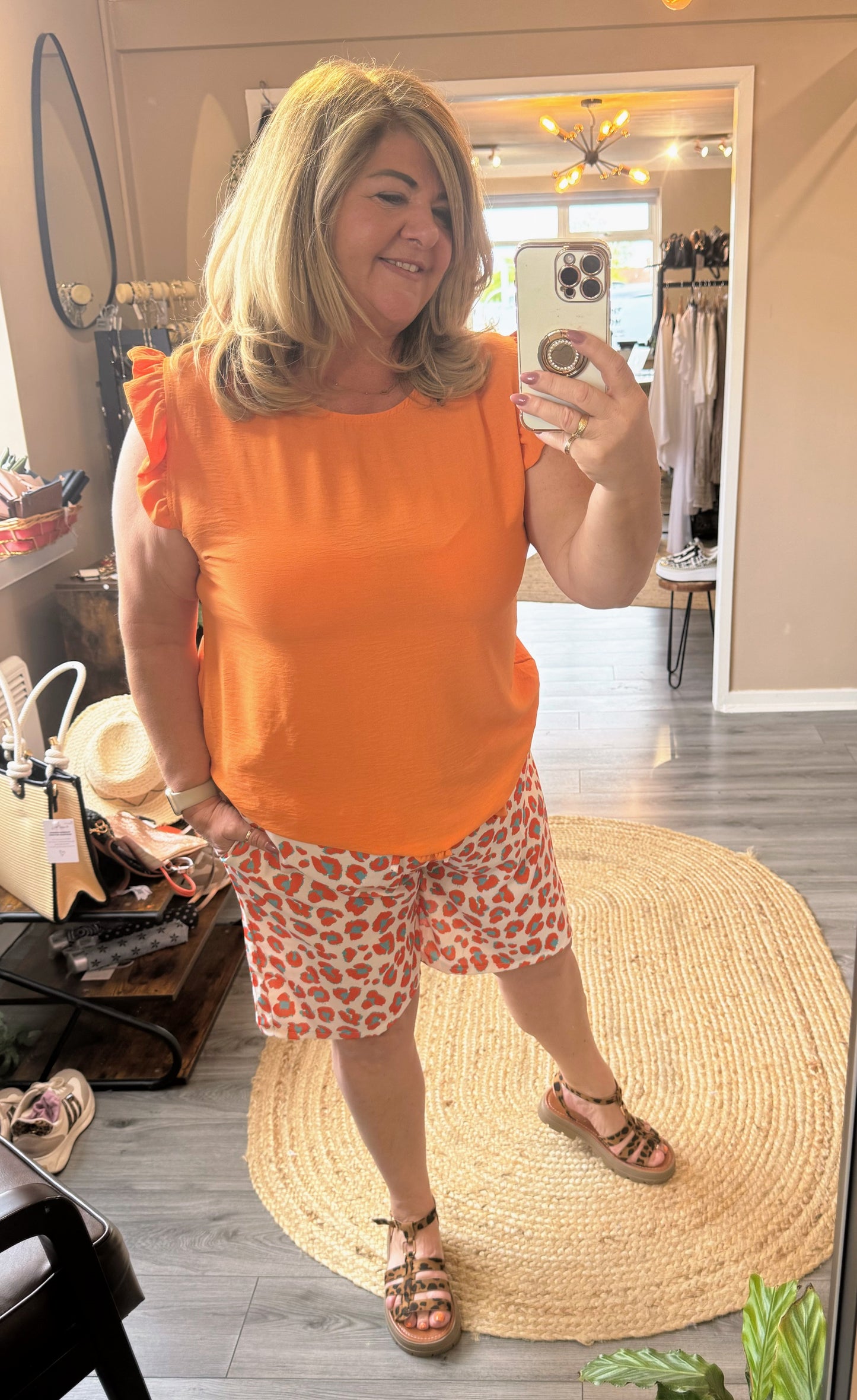 Lois leopard print shorts