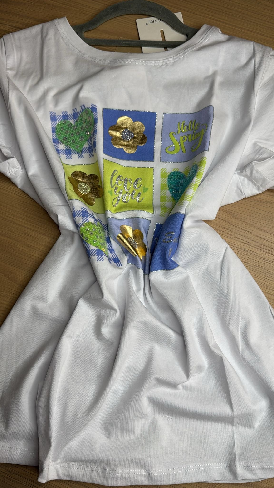 Pippa short sleeved embellished t-shirts