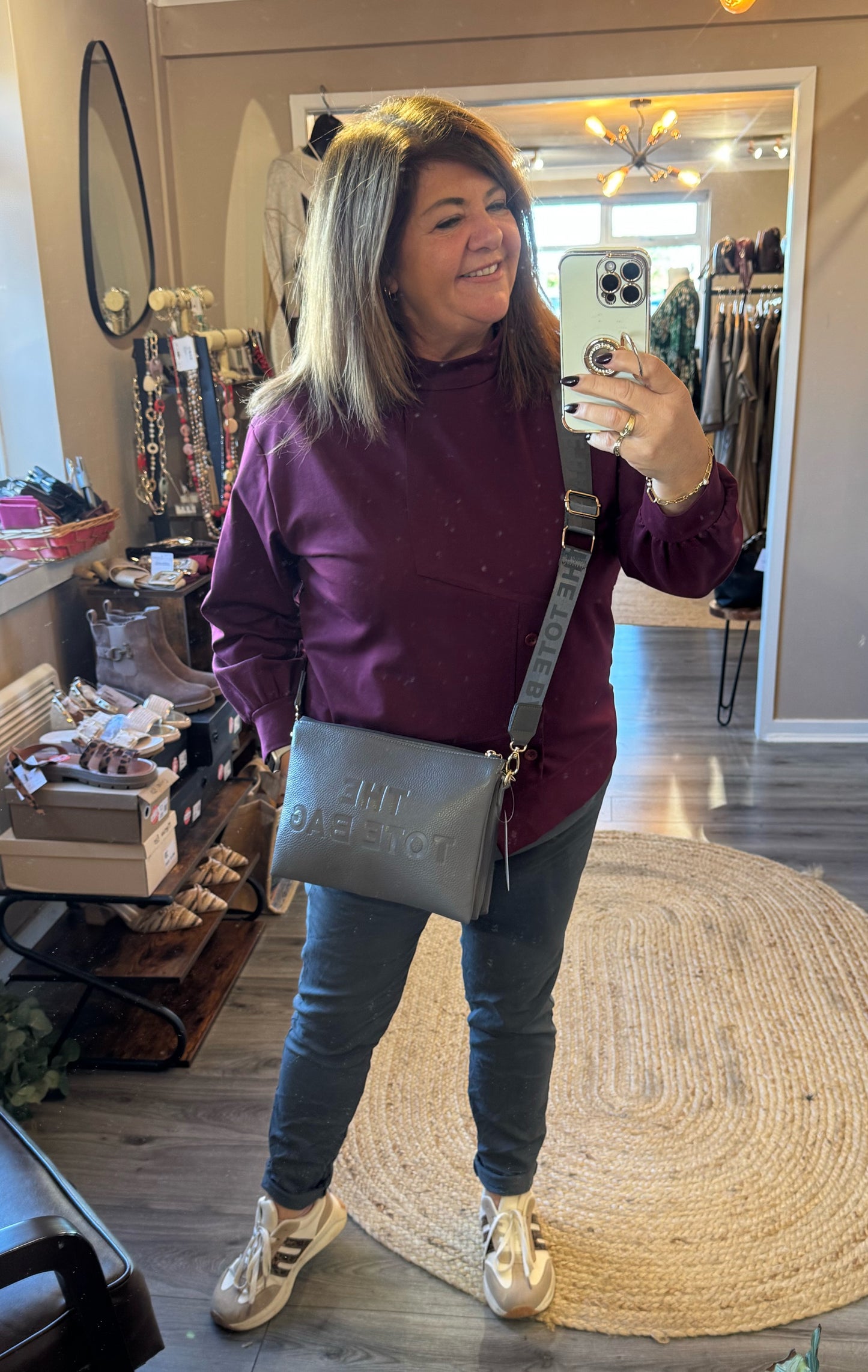Bobbie Goose Island button sweat top