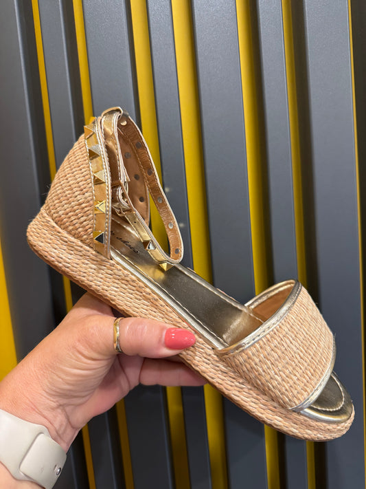 Clarissa Weave detailed sandals