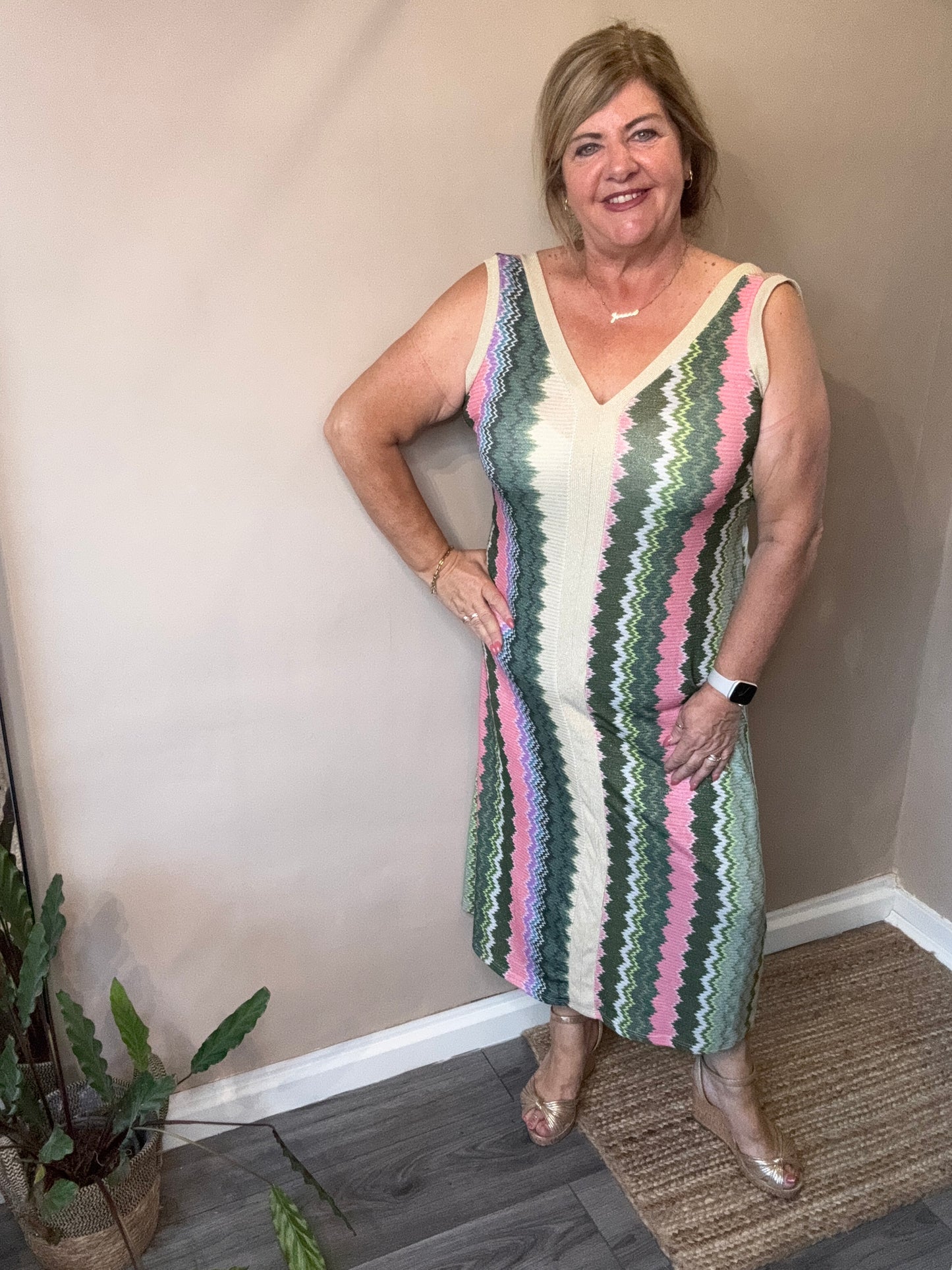 Ziggy V front maxi
