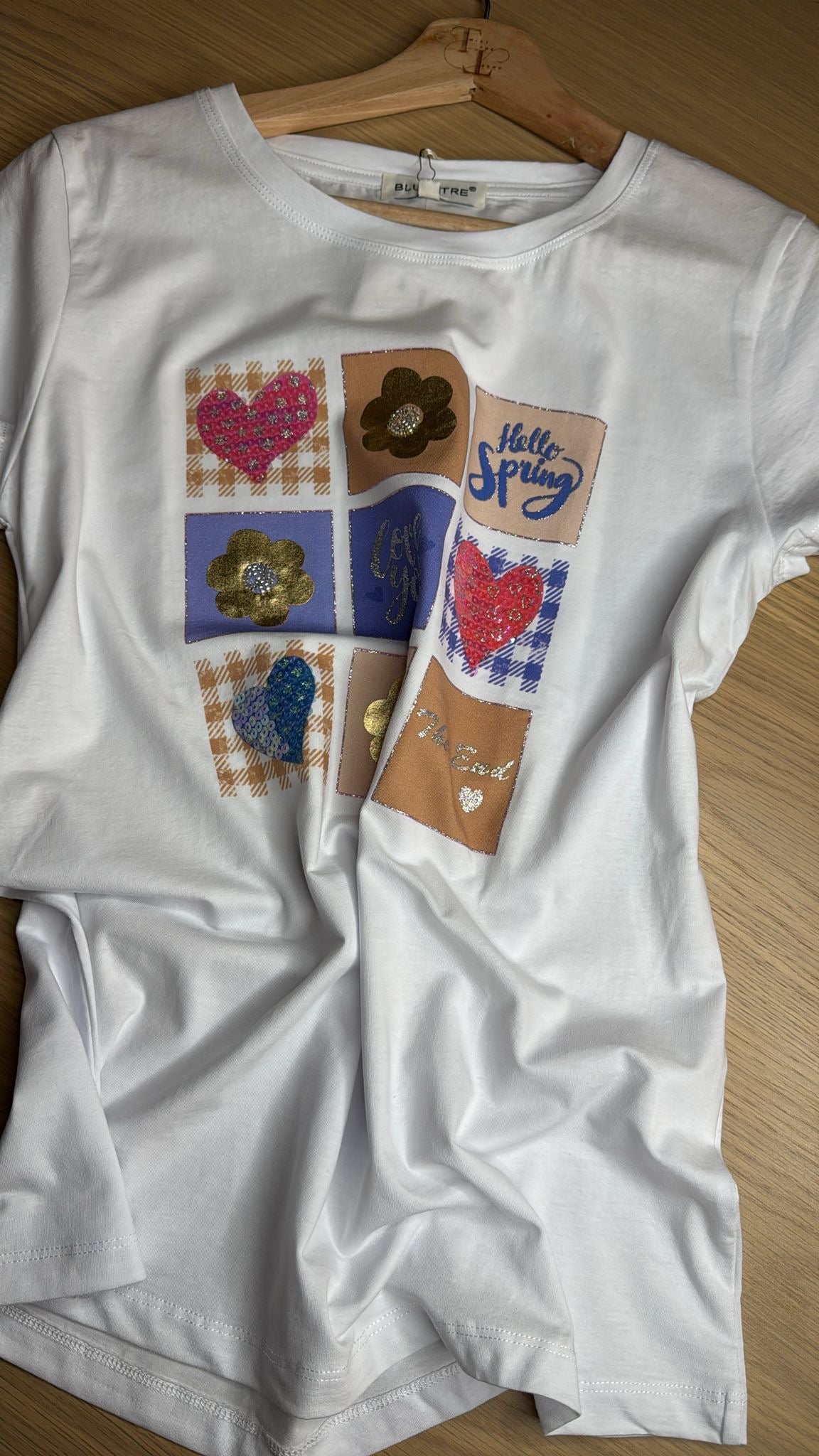 Pippa short sleeved embellished t-shirts